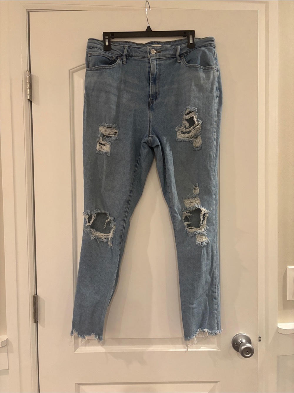 Ripped Light Blue Women's Skinny Jeans - High Stretch Fit
